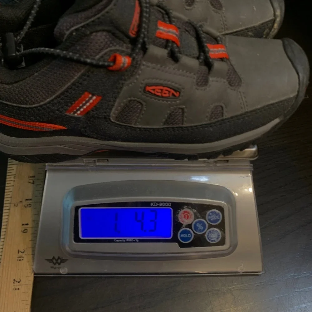 Keen Kids Targhee Low Hiking Shoes Grey Red Bungee Lace Sneakers Size 3Y 1019824